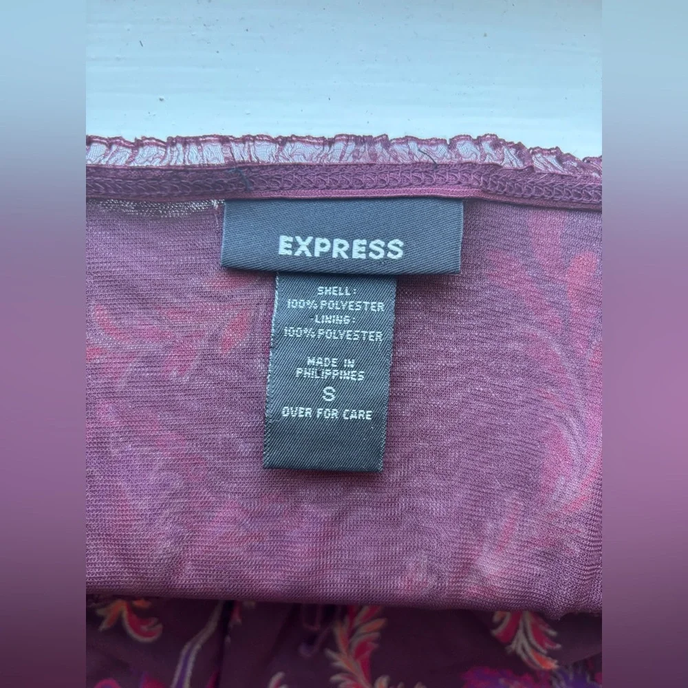 Express Burgundy Floral Blouse - Picture 11 of 13